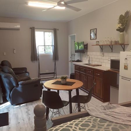 Bluegrass Bnb Bundaberg Buitenkant foto