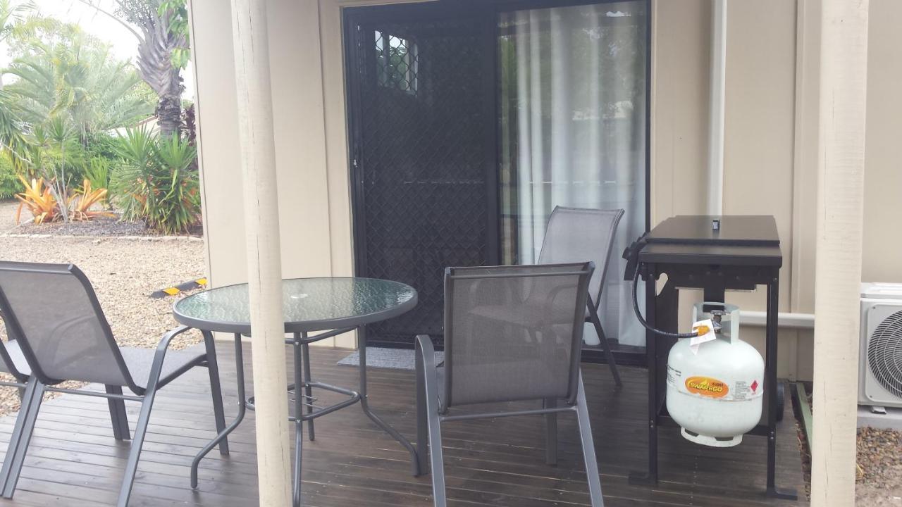 Bluegrass Bnb Bundaberg Buitenkant foto