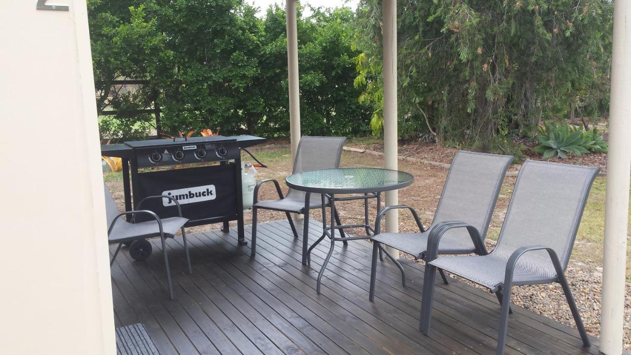 Bluegrass Bnb Bundaberg Buitenkant foto